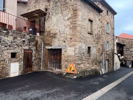 à vendre – maison à rénover – sauvagnat-sainte-marthe – gros potentiel