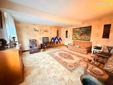 maison de village 7 pièces 97 m²