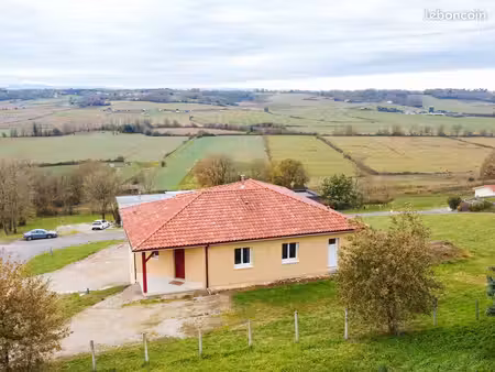 maison contemporaine avec vue sur la chaine des pyrénées
