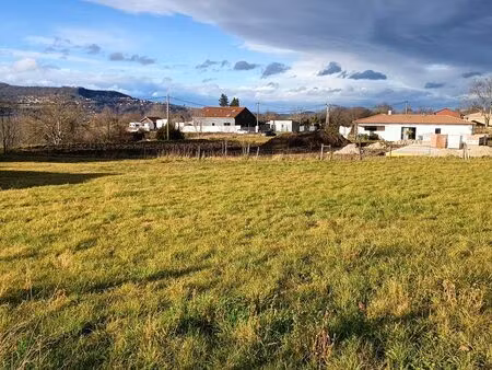 vends terrain constructible lachaux 63270 vic le comte