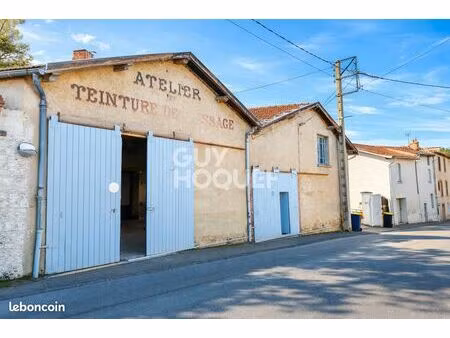 maison 2 pièces 215 m²