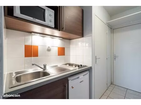 investissement loyer 4055 - studio sous bail commercial lyon 7e (aucun travaux à prévoir)