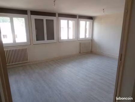 appartement 4 pièces 79 m²