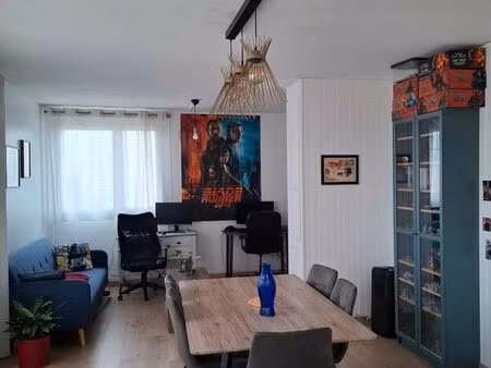 appartement t2 meublé 55 m² – poissy clos d’arcy – lumineux – parking – 1100 cc