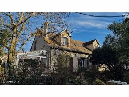 pavillon 6 pièces 135 m²