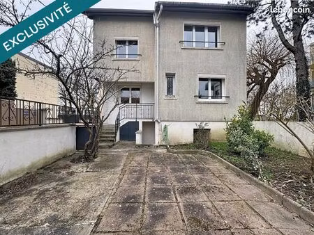 maison 7 pièces 150 m²