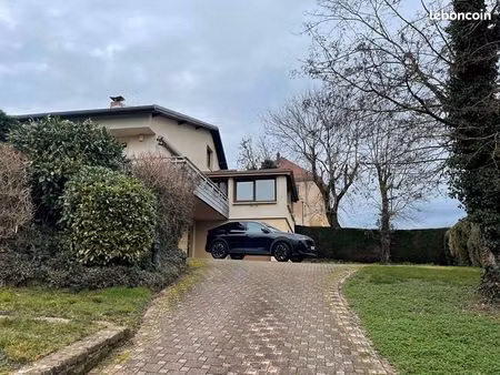 maison 8 pièces 167 m²