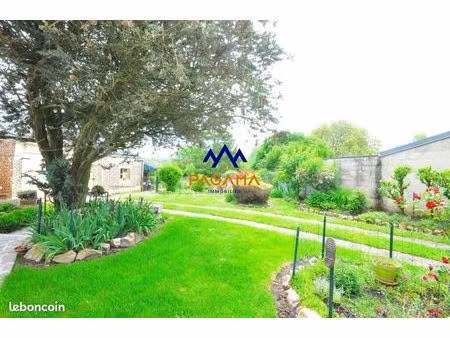 maison de village 7 pièces 120 m²