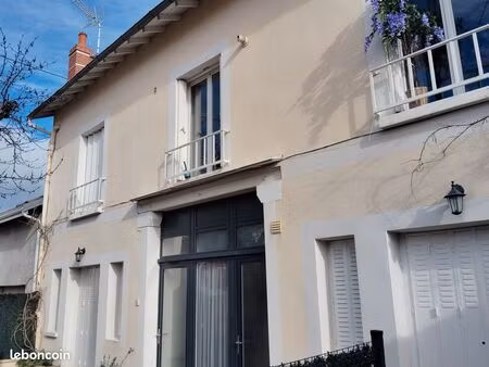 immeuble - 4 appartements - 184 m²