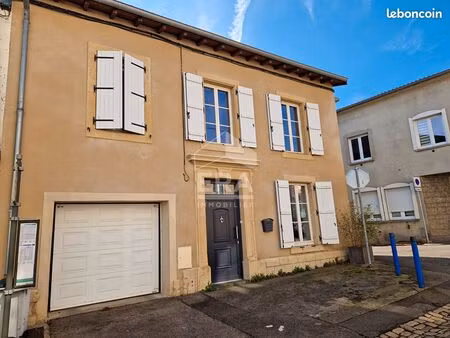 triplex 7 pièces 199 m²