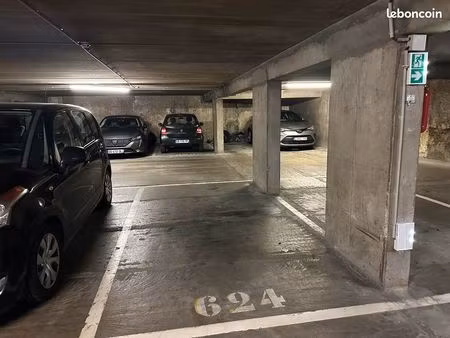 parking sécurisé – grande place – aqueduc 75010 – ascenseur
