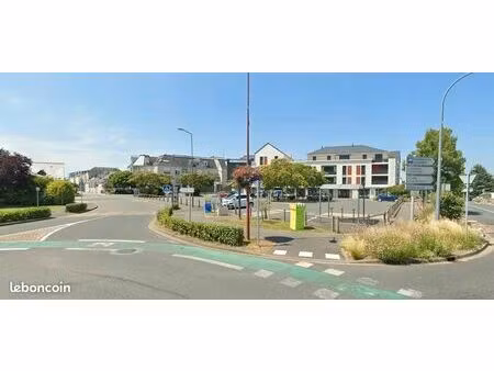 local commercial 60 m²