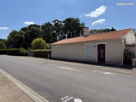 maison 5 pièces – 72 m² – châteauneuf