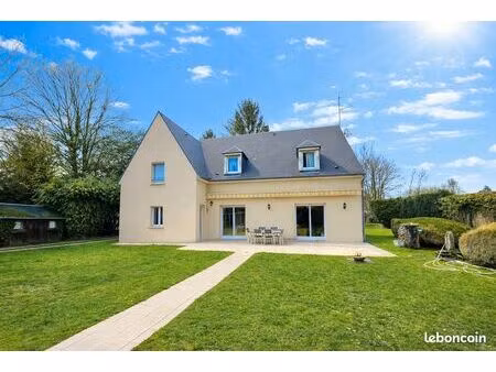 propriété 7 pièces 206 m²