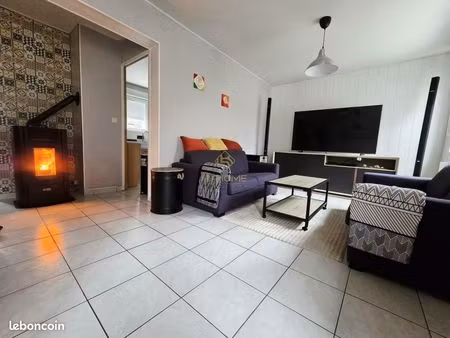 maison 5 pièces 93 m²