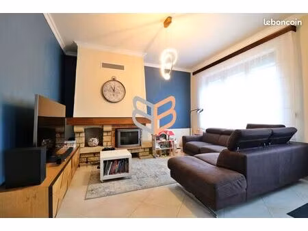 maison de village 7 pièces 199 m²