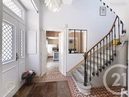 maison de village 7 pièces 165 m²