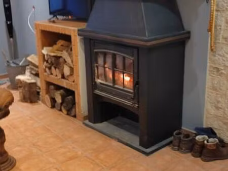 appartement de 75m² avec cheminée et 2 chambres