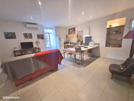 appartement 2 pièces 52 m²