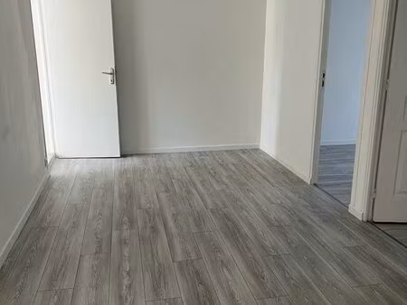 bureaux à louer – zone industrielle de dinard