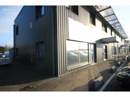 location entrepot et bureaux