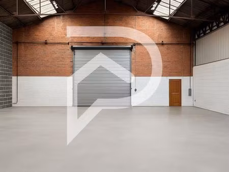 local commercial 300 m²