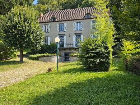 belle propriété ancienne familiale à rénover vue dégagée grand terrain clos