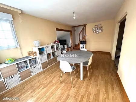 propriété 4 pièces 114 m²
