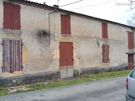 ancienne longère en état à rénover