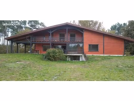 belle landaise de 300 m2 sur 2 hectares