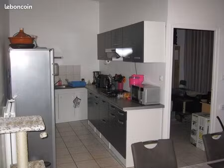 f3 rdc prox centre ville + parking