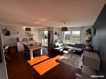 appartement 3 pièces 78 36 m² en rez-de-jardin – vue champs/ cathédrale