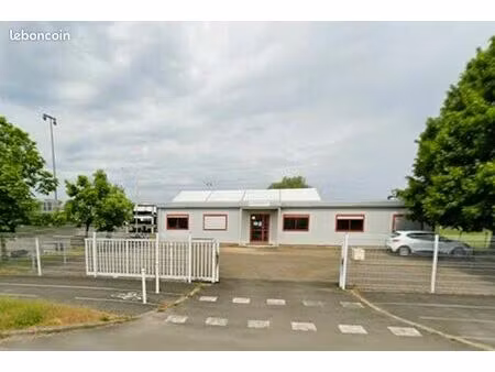 bureaux 6300 m² digoin