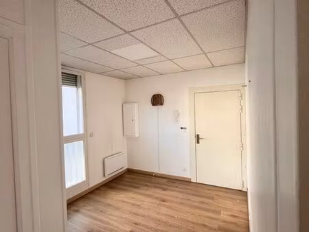 location d’un local professionnel - beauvais (60000)