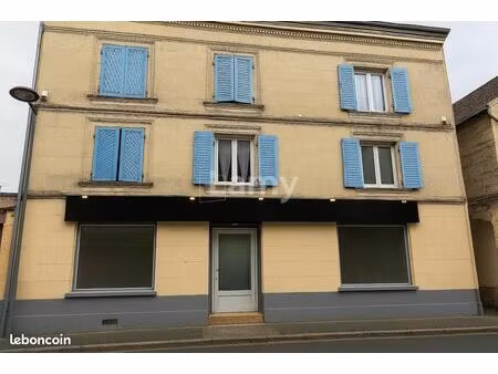 local commercial 83 m²