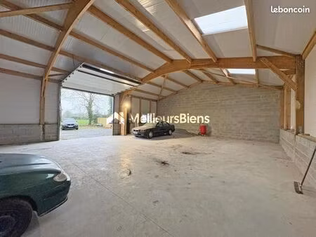 local d'activité 200 m²