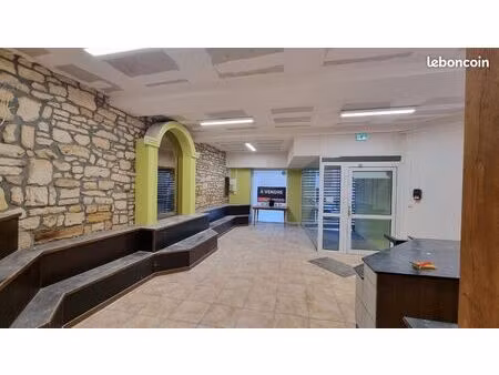 local commercial stenay