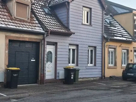 maison de ville 4 pièces 180000