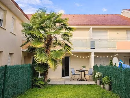 grand t2 59m² + terrasse et jardin 90m² + 2 parkings (norme pmr handicapé)