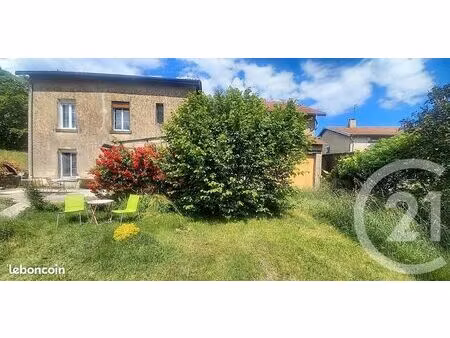 maison 7 pièces 165 m²