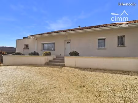 villa 5 pièces 110 m²