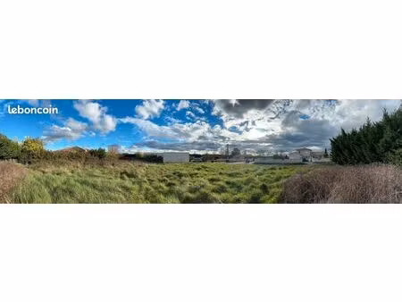 terrain constructible 1 032 m² – plat – réseaux en bordure – fonsalce à saint-sulpice-la-p