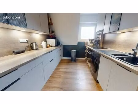 appartement 3 pièces 65 m²