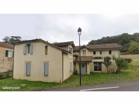 studio meublé à eugénie les bains 20m²  entièrement équipé