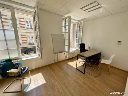 bureaux 72 m²
