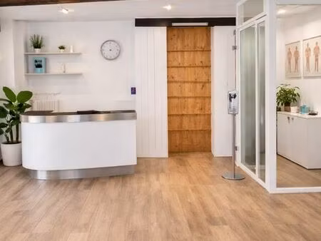 bureaux commerces 77m2– centre-ville de chalons