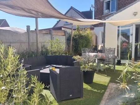 propriété 7 pièces 145 m²