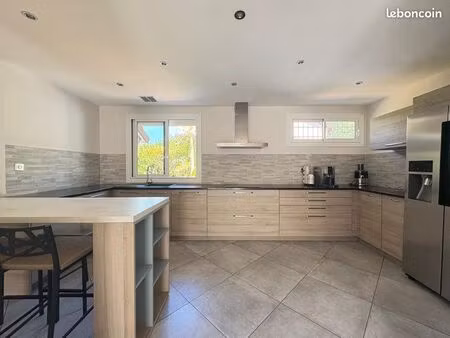 maison de plan pied 5 pièces