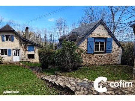 propriété 5 pièces 154 m²