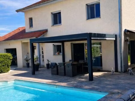 maison recente montferrat